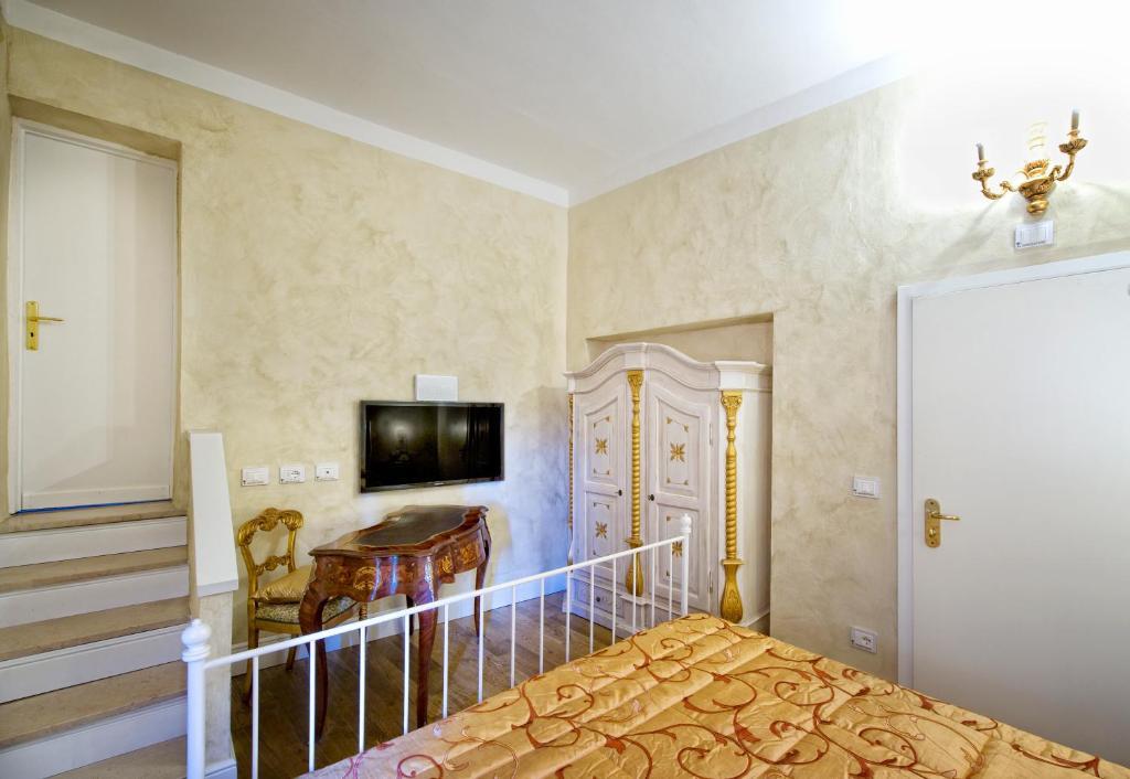 Boutique Hotel L'Imperatrice Фояно-делла-Кьяна Номер фото
